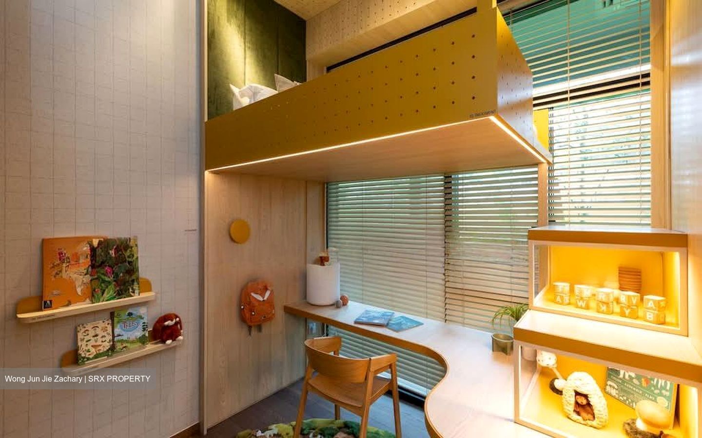 Pasir Panjang Road (D5), Condominium #565272011